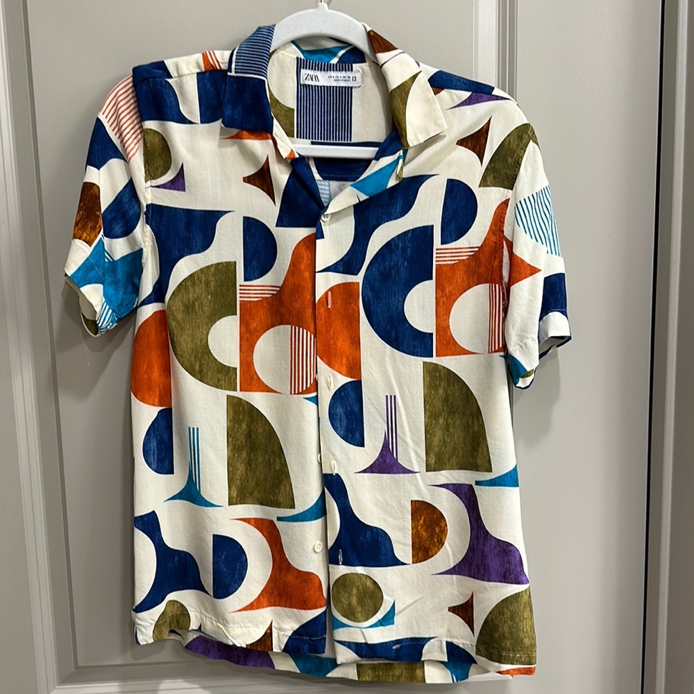 Zara Multicolor Geometric Casual Button Down Shirt